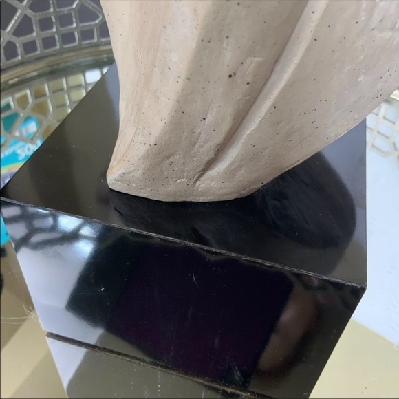 SOLD.         Austin Productions Stargazer Bust Sculpture #N3 - Picture 8 of 10